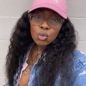 Meet your Posher, Zu